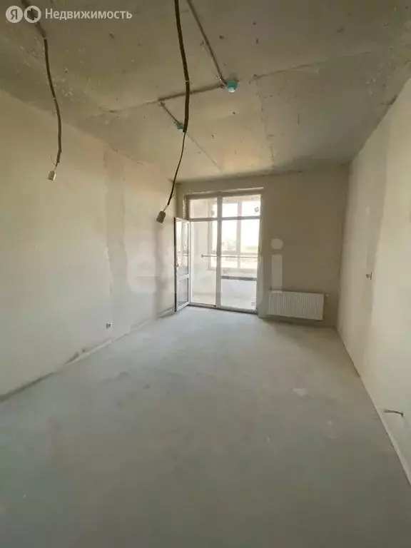 Квартира-студия: Тюмень, улица Братьев Бондаревых, 5 (28.5 м) - Фото 2