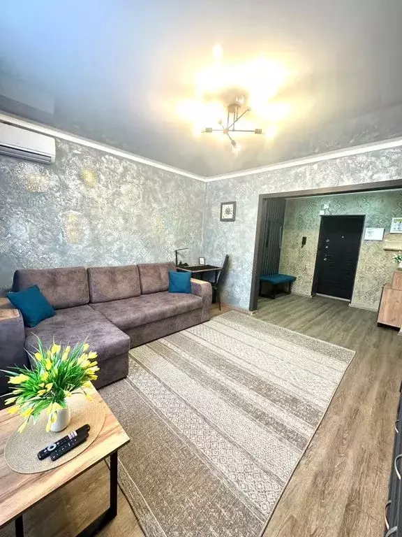 2-к кв. Оренбургская область, Новотроицк Советская ул., 16 (60.0 м) - Фото 1