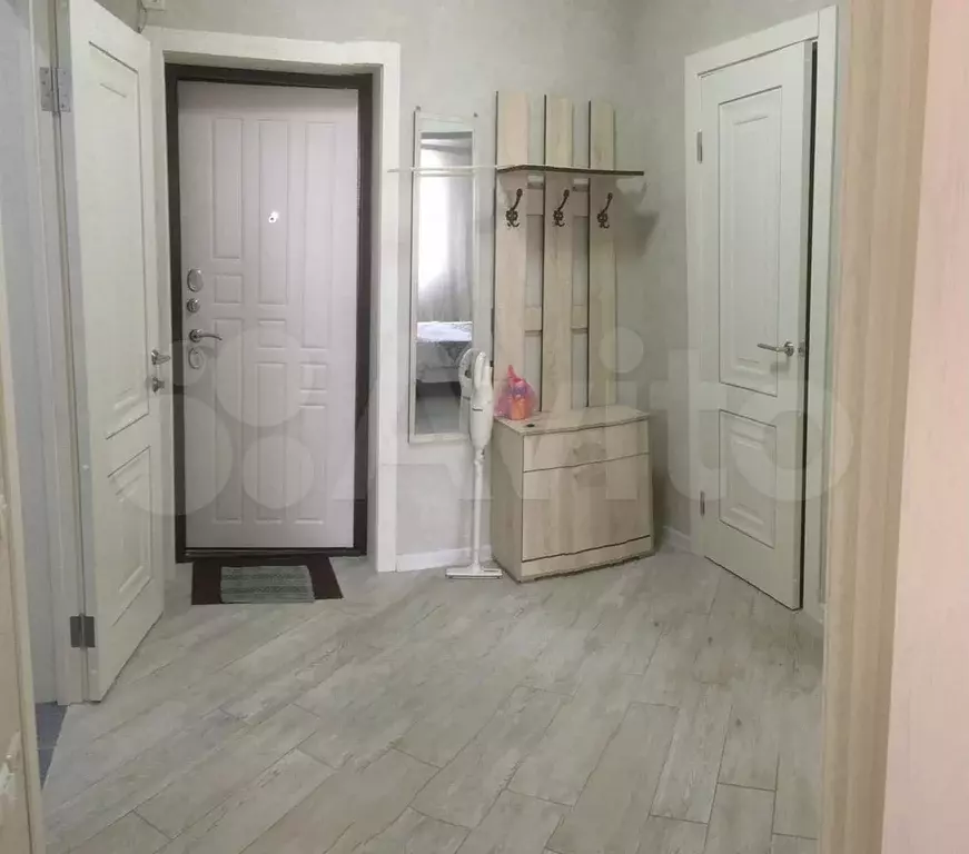 1-к. квартира, 42 м, 3/6 эт. - Фото 1