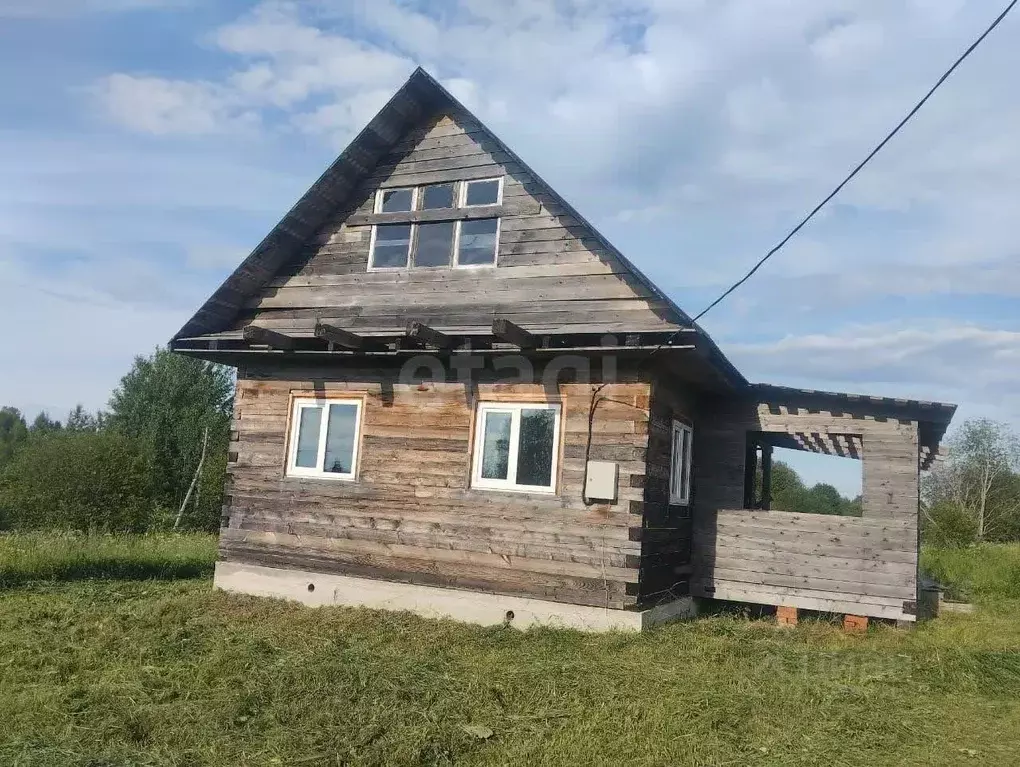 Дом в Вологодская область, Кирилловский муниципальный округ, д. Звоз 3 ... - Фото 0