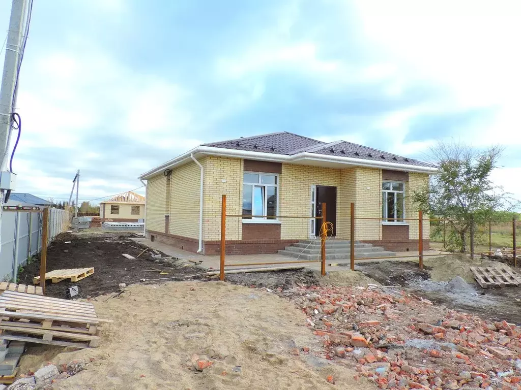 Коттедж в Омская область, Омск пер. 1-й Коттеджный (100 м) - Фото 1