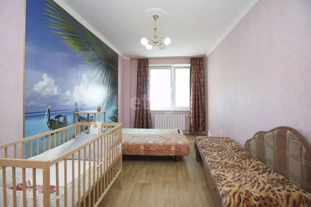 3-к кв. Омская область, Омск ул. Лукашевича, 12А (71.0 м) - Фото 0