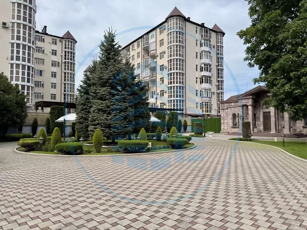 2-к кв. Ставропольский край, Ессентуки ул. Ленина, 14Б (74.8 м) - Фото 0