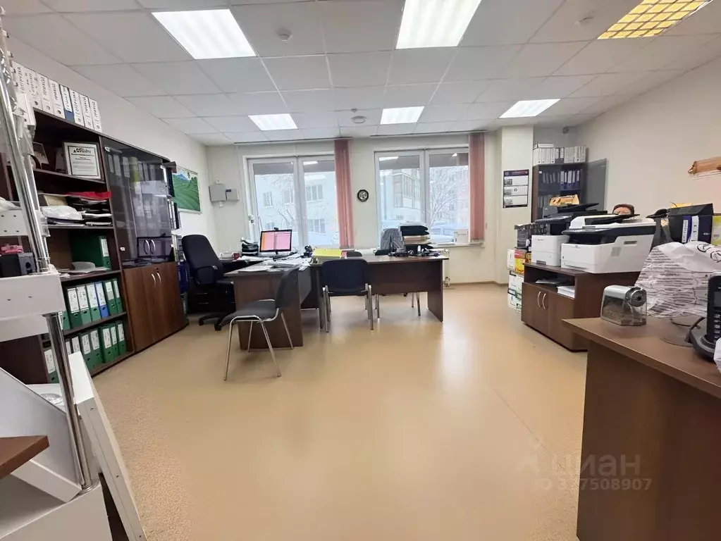 Офис в Свердловская область, Екатеринбург ул. Луганская, 4 (69 м) - Фото 2