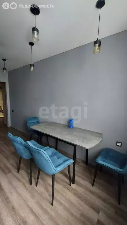 1-комнатная квартира: Энгельс, улица Тельмана, 25/1 (50 м) - Фото 1