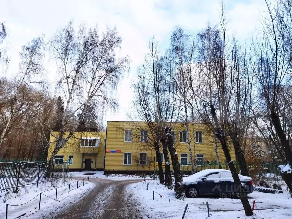 3-к кв. Омская область, Омск Заозерная ул., 13Б (72.8 м) - Фото 1