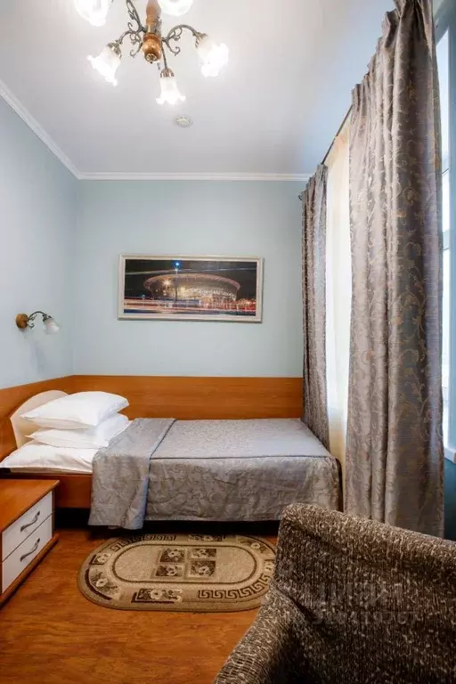 Комната Свердловская область, Екатеринбург ул. Свердлова, 27 (12.0 м) - Фото 1