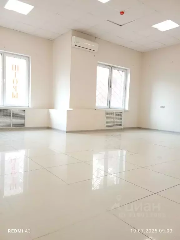 Помещение свободного назначения в Краснодарский край, Новороссийск ... - Фото 0