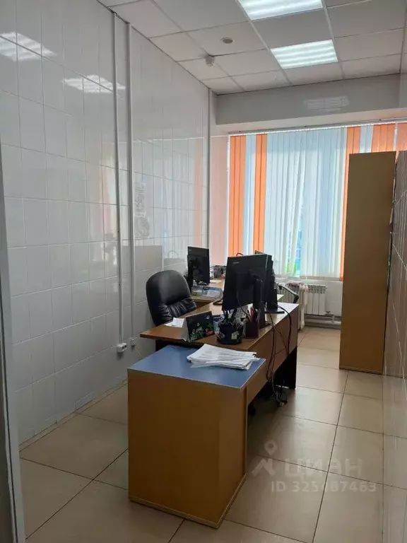 Помещение свободного назначения в Красноярский край, Норильск пл. ... - Фото 2