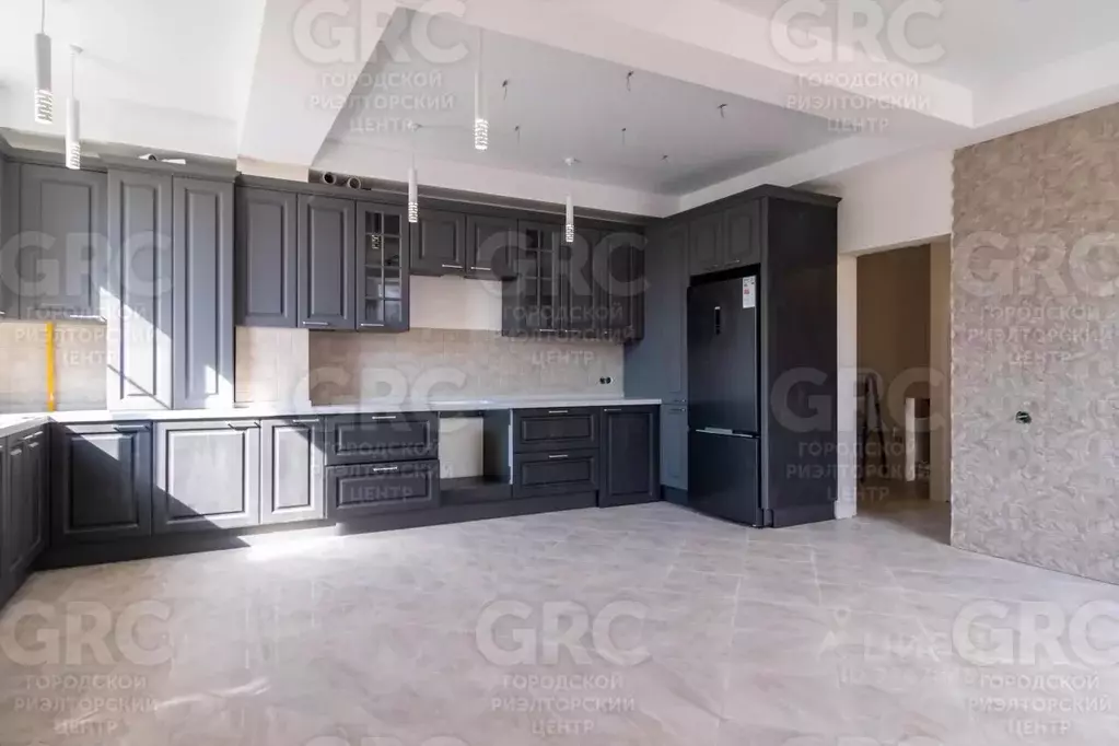 3-к кв. Краснодарский край, Сочи Адлер жилрайон, ул. Известинская, ... - Фото 2