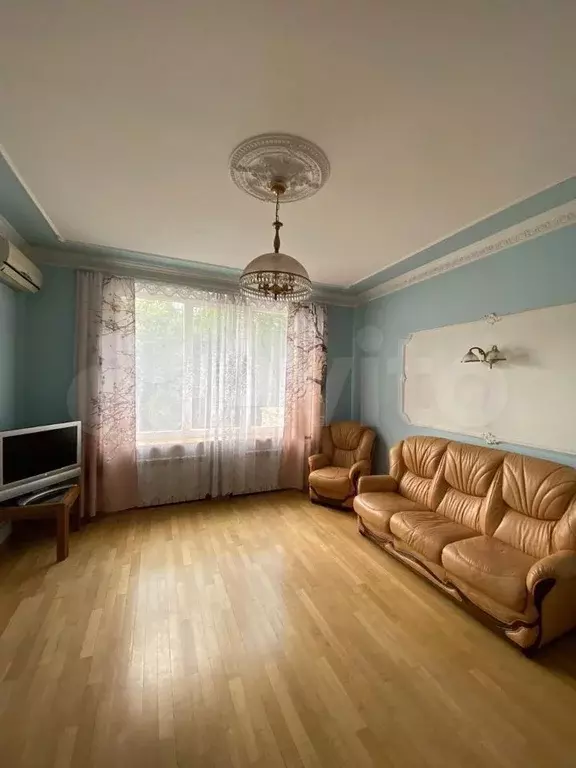 2-к. квартира, 65 м, 3/9 эт. - Фото 0