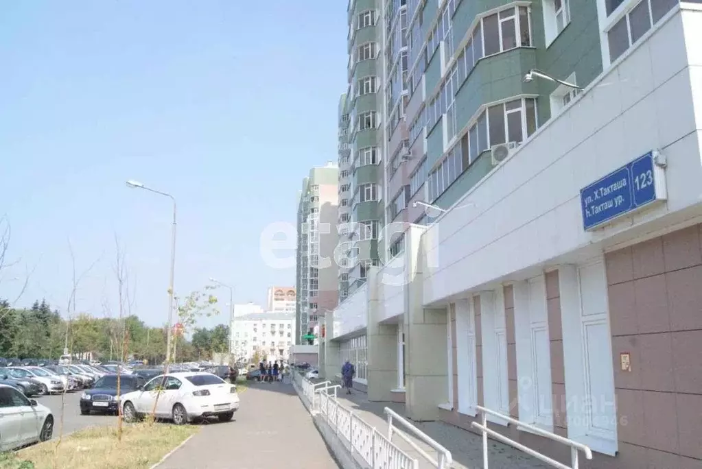 1-к кв. Татарстан, Казань ул. Хади Такташа, 123 (40.1 м) - Фото 0