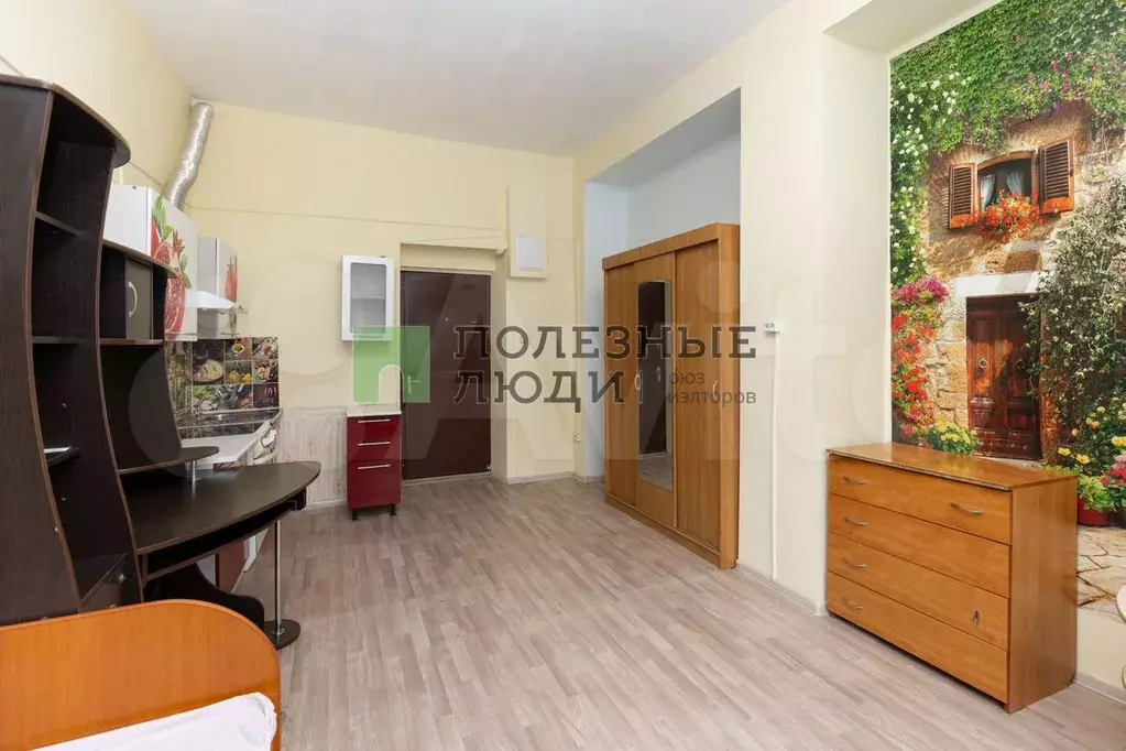 Комната 18 м в 1-к., 1/5 эт. - Фото 1