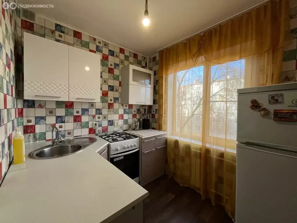 2-комнатная квартира: Астрахань, Красноармейская улица, 37 (45.1 м) - Фото 1