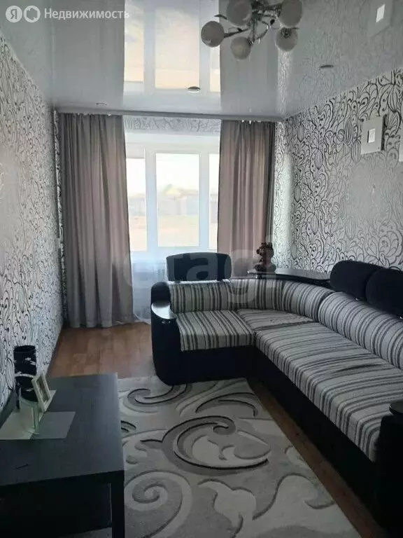 3-комнатная квартира: Частоозерье, улица С. Третьякова, 16 (58 м) - Фото 1