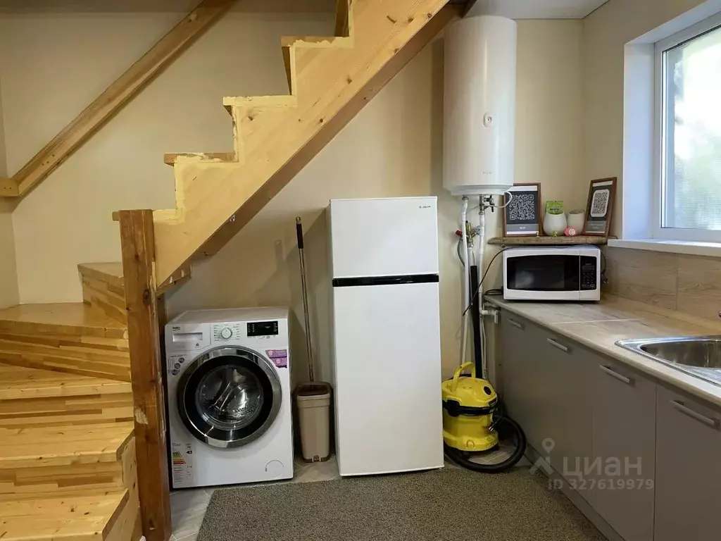 1-к кв. Краснодарский край, Геленджик ул. Короленко, 13 (39.0 м) - Фото 2