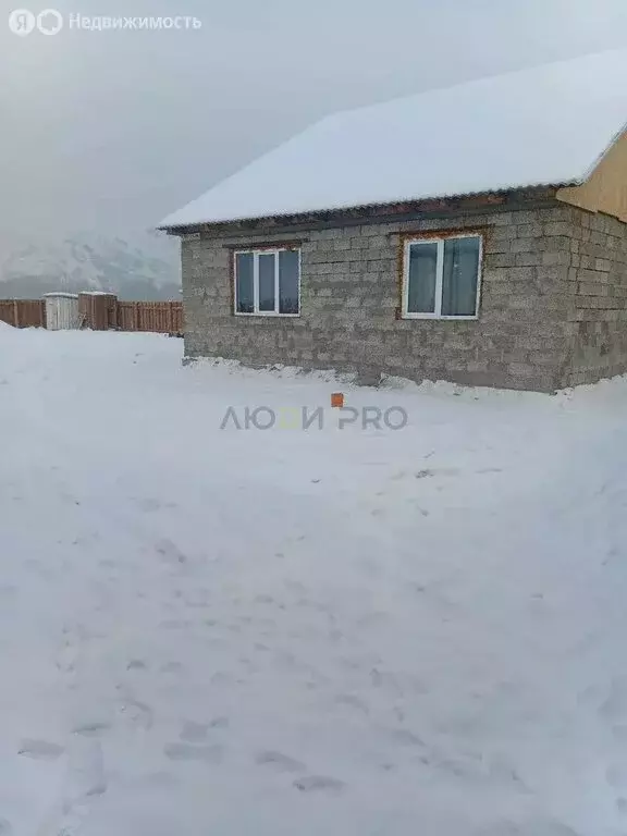 Дом в Кызыл, Береговая улица (10 м) - Фото 1