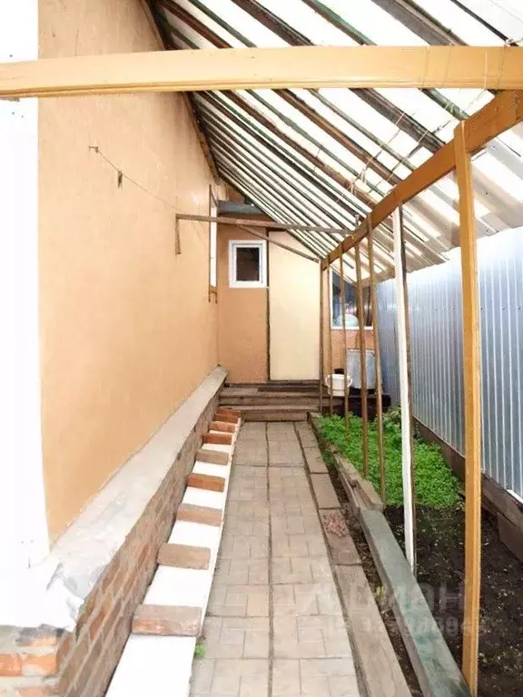 Дом в Омская область, Омск ул. 5-я Северная (50 м) - Фото 2