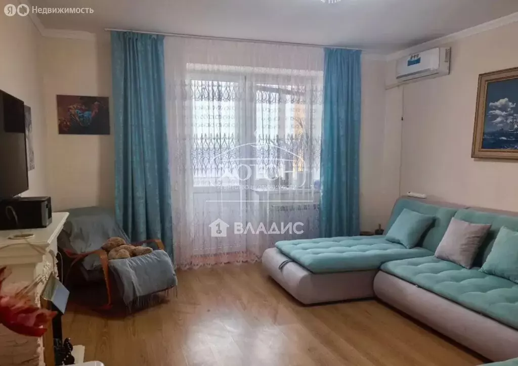 4-комнатная квартира: Элиста, улица Ю. Клыкова, 81Б (124.4 м) - Фото 2