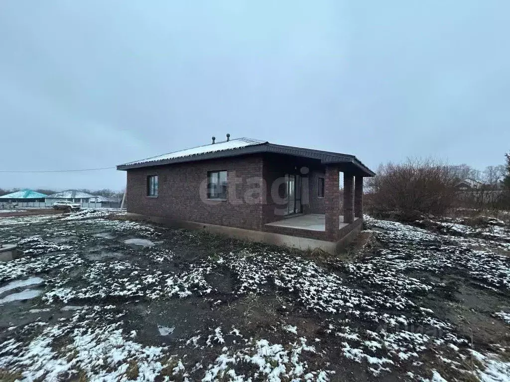 Дом в Башкортостан, Уфимский район, Дмитриевский сельсовет, д. ... - Фото 1