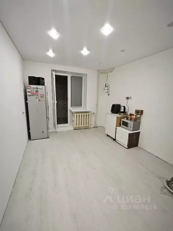 2-к кв. Псковская область, Псков ул. Труда, 16А (55.2 м) - Фото 2