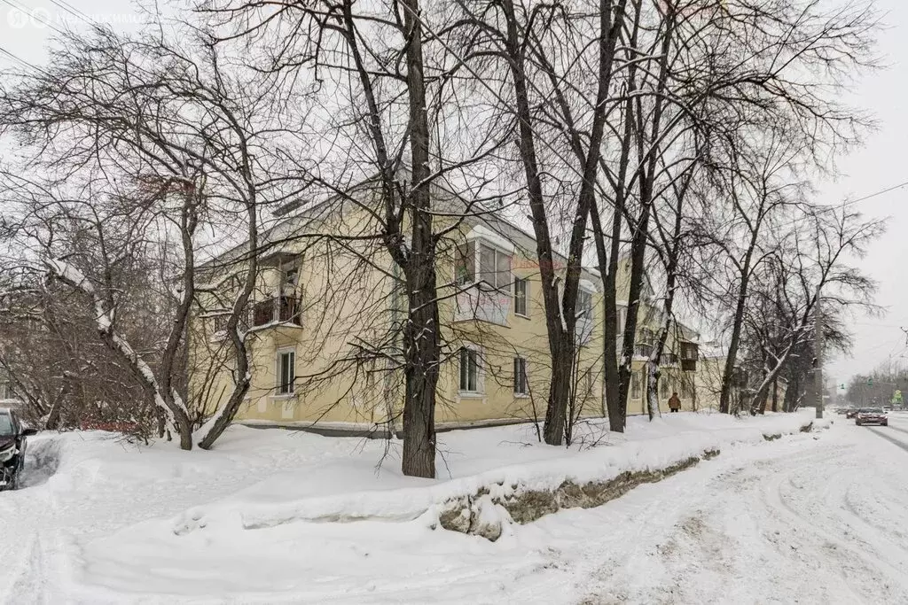 3-комнатная квартира: Екатеринбург, улица 40-летия Октября, 47 (58 м) - Фото 2