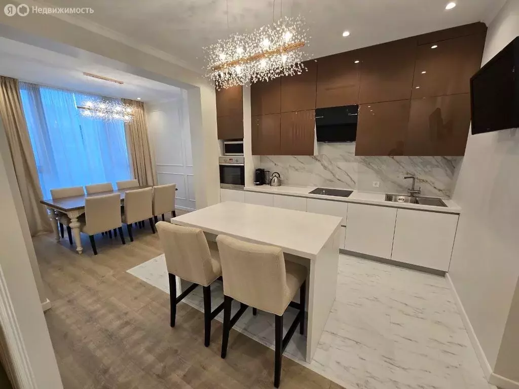 2-комнатная квартира: Екатеринбург, Олимпийская набережная, 9/1 (80 м) - Фото 2