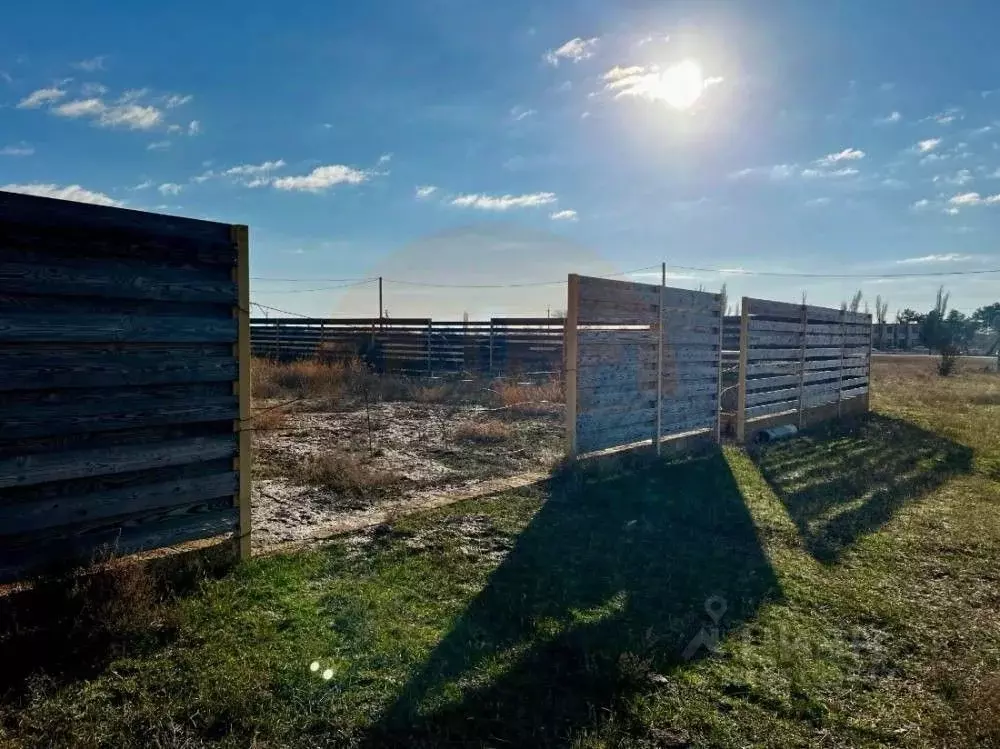 Участок в Крым, Саки ул. Скифская (6.0 сот.) - Фото 1