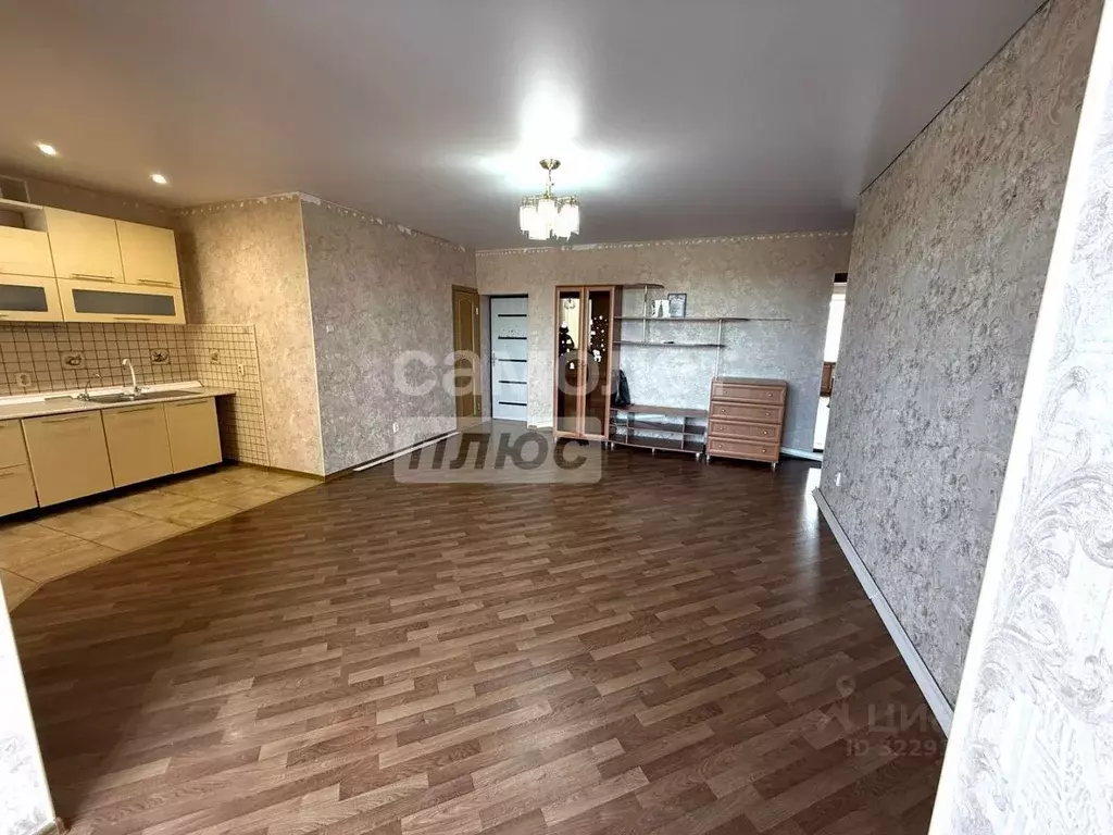 3-к кв. Астраханская область, Астрахань ул. Чкалова, 80к1 (76.5 м) - Фото 2