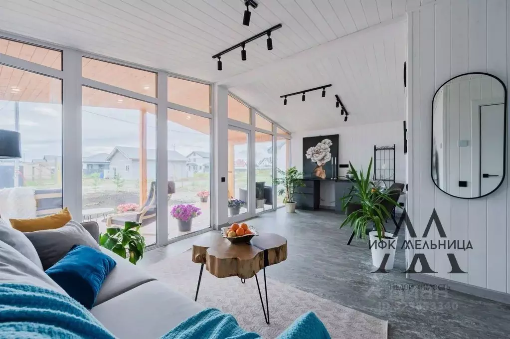 Дом в Свердловская область, Екатеринбург муниципальное образование, ... - Фото 1