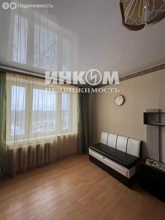 1-комнатная квартира: посёлок городского типа Ржавки, 14 (34.6 м) - Фото 2