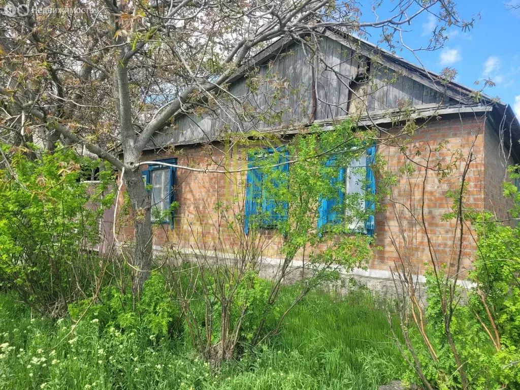 Дом в Красный Сулин, Октябрьская улица, 107 (32.7 м) - Фото 0
