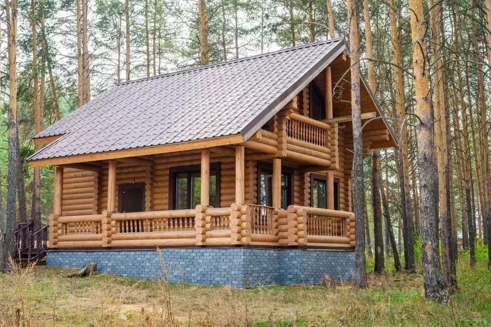 Дом в Свердловская область, Сысертский городской округ, пос. ... - Фото 0