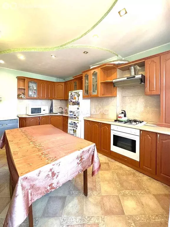 3-комнатная квартира: Смоленск, улица Попова, 110к2 (83 м) - Фото 0