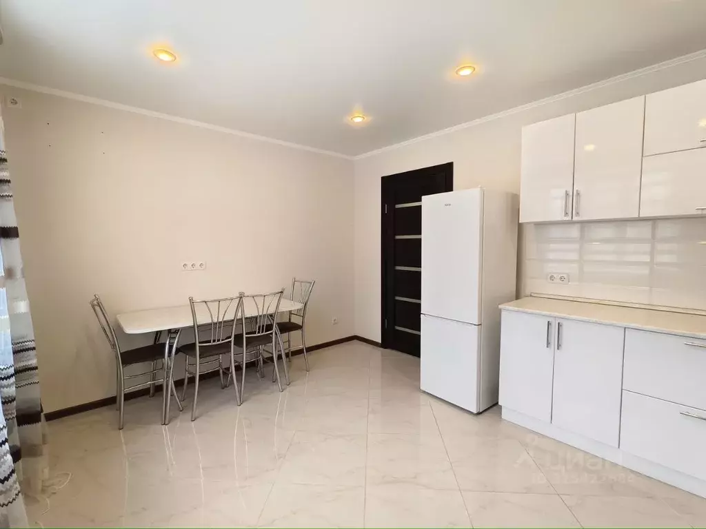 2-к кв. Саратовская область, Саратов ул. Имени Б.Н. Еремина, 7 (58.7 ... - Фото 2