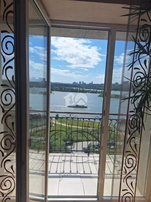 3-к кв. Новосибирская область, Новосибирск Обская ул., 50/1 (99.6 м) - Фото 2