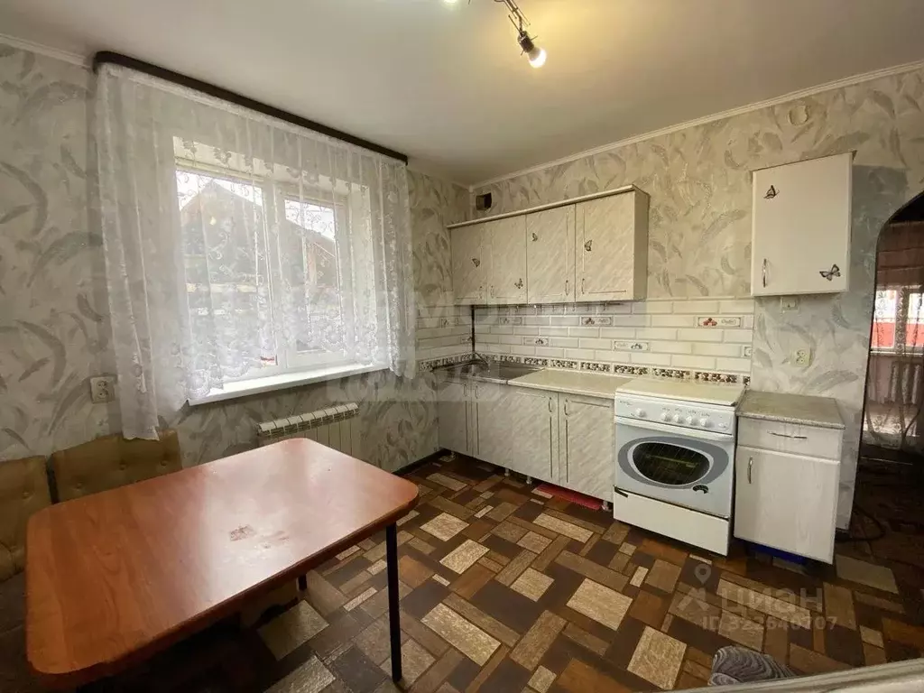 Дом в Оренбургская область, Оренбургский район, Весенний сельсовет, ... - Фото 1