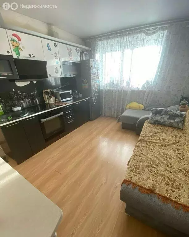 1-комнатная квартира: Уссурийск, Крестьянская улица, 102 (33 м) - Фото 0
