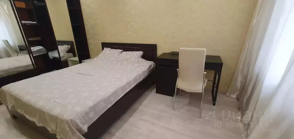 1-к кв. Калужская область, Калуга ул. Платова, 6 (45.0 м) - Фото 2