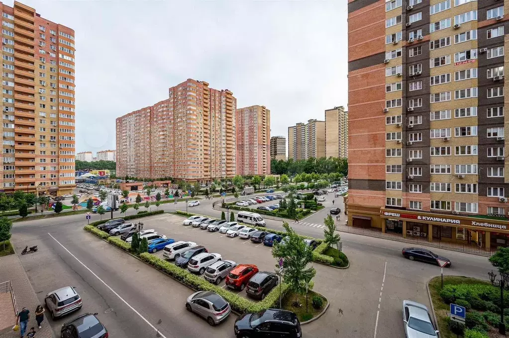 2-к. квартира, 68 м, 10/24 эт. - Фото 1
