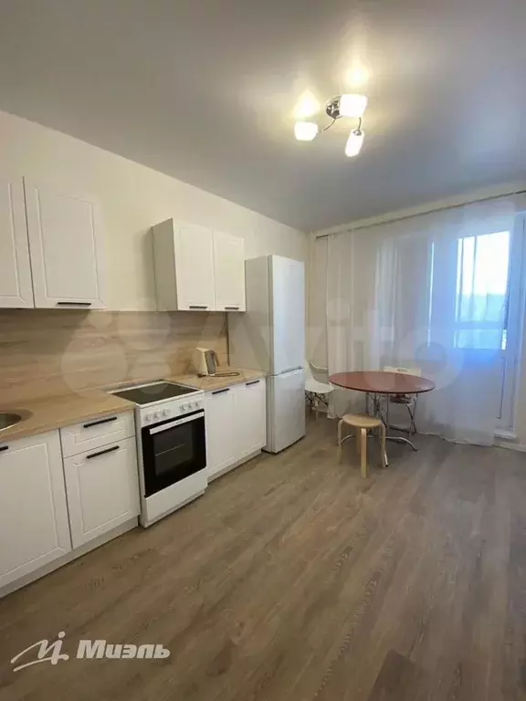 1-к. квартира, 35,7 м, 4/17 эт. - Фото 0