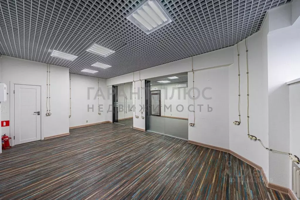 Помещение свободного назначения в Липецкая область, Липецк Кузнечная ... - Фото 1