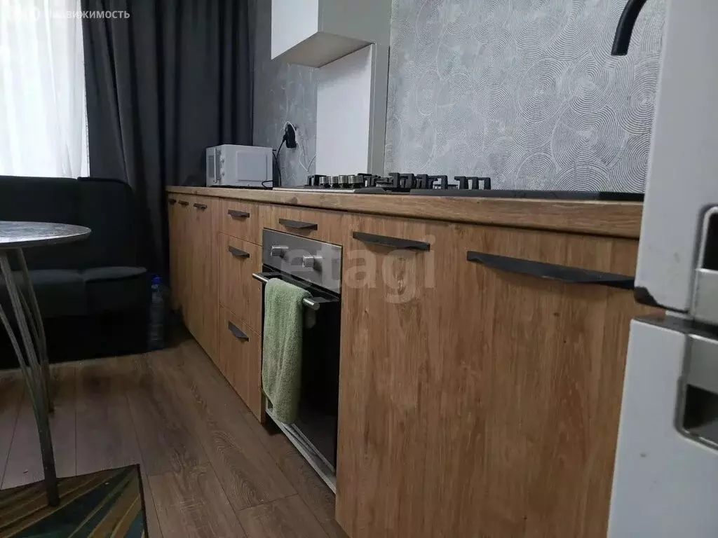 3-комнатная квартира: Калининград, Поселковая улица, 58 (85 м) - Фото 1