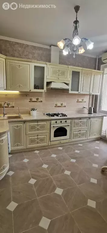 2-комнатная квартира: Геленджик, Крымская улица, 19к10 (76.4 м) - Фото 1