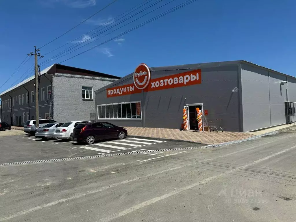 Торговая площадь в Краснодарский край, Крымск ул. Маршала Жукова, 53 ... - Фото 0
