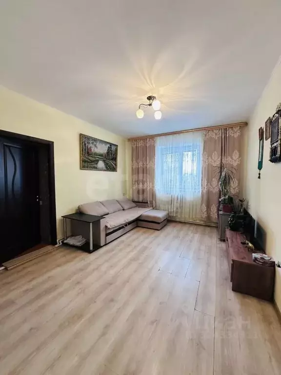 3-к кв. Бурятия, Улан-Удэ ул. Буйко, 20а (76.0 м) - Фото 1