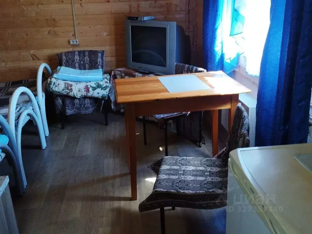 Дом в Ленинградская область, Лодейнопольский район, Доможировское ... - Фото 2