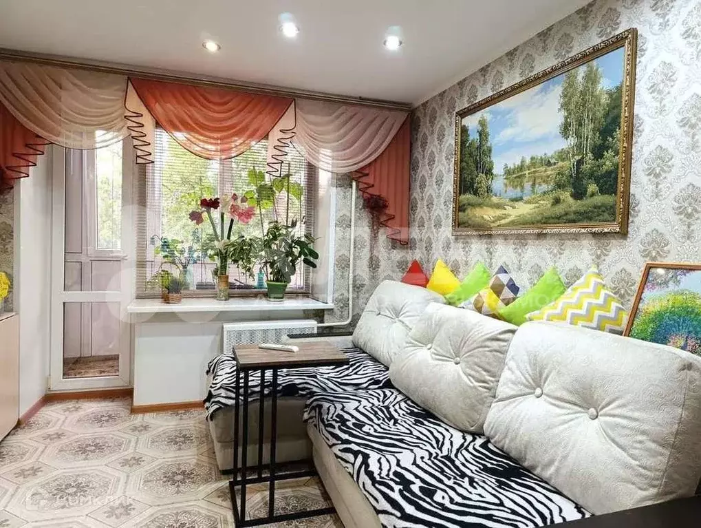 Продаётся 3-к квартира, 49.9 м - Фото 0