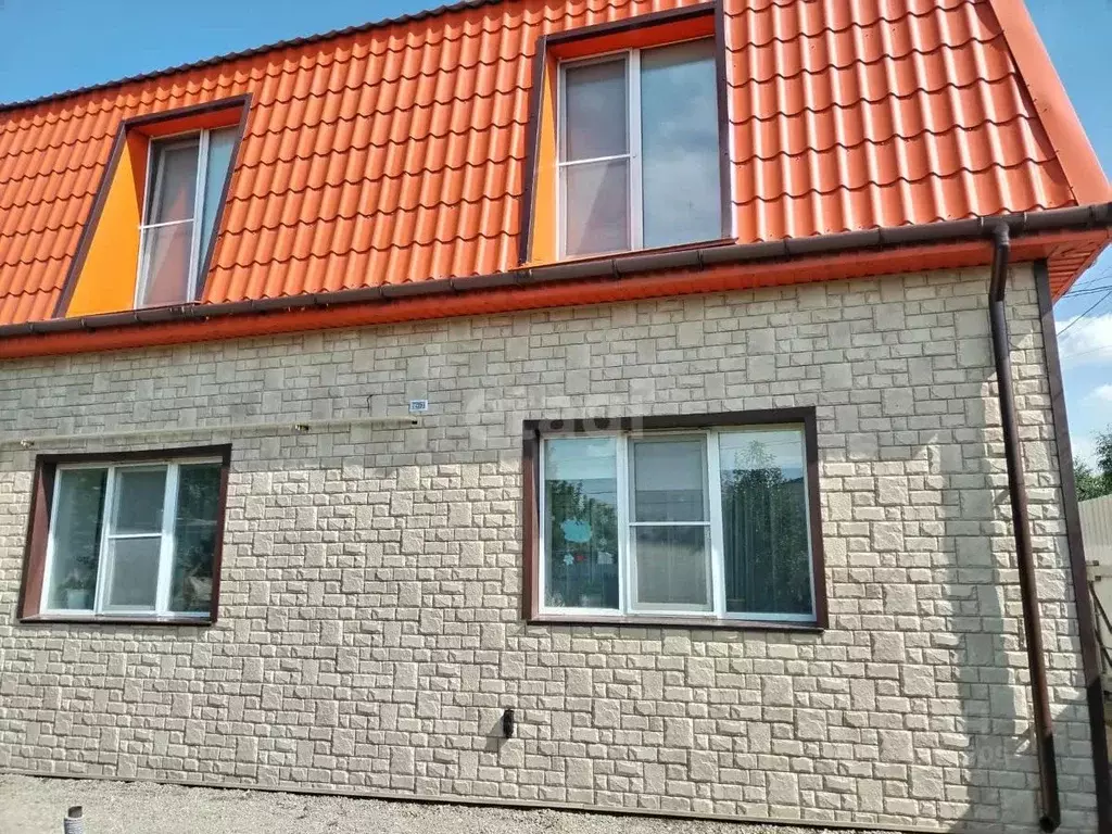 Таунхаус в Челябинская область, Челябинск Каштакская ул., 27 (145 м) - Фото 1