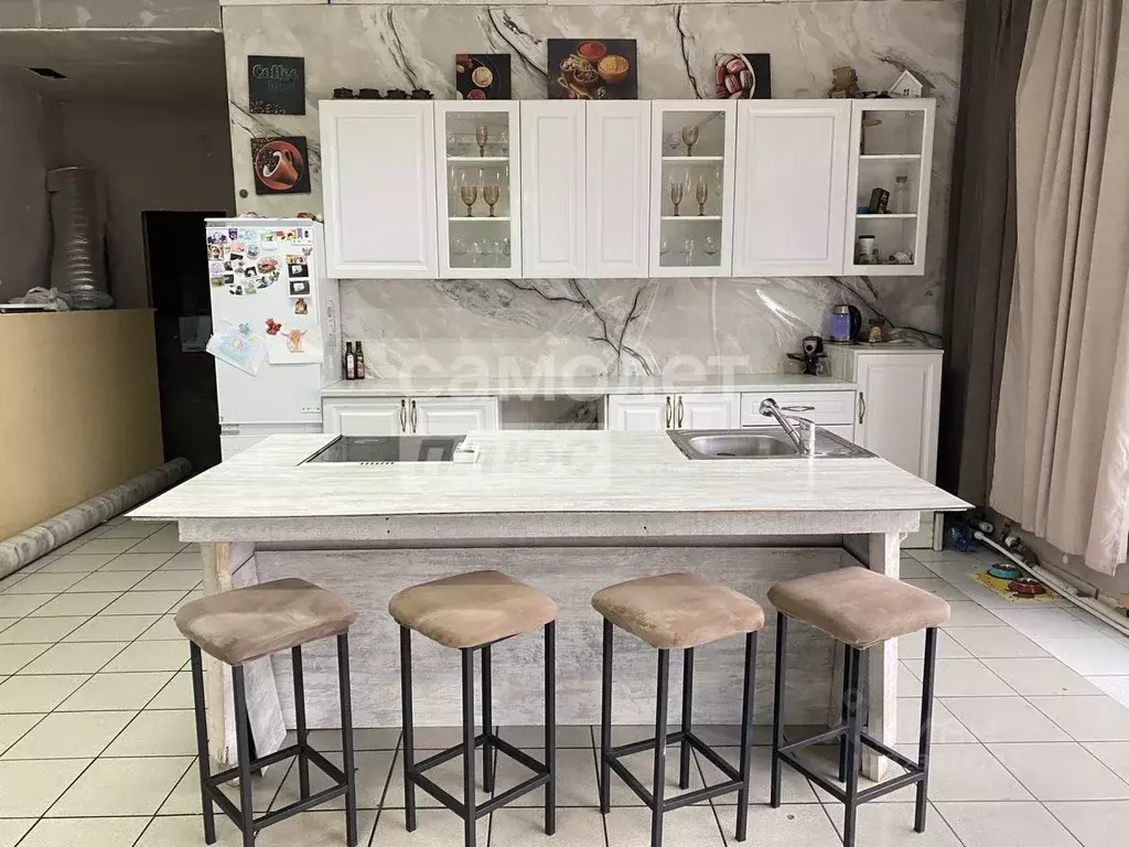 Дом в Кемеровская область, Белово ул. Крупской, 13 (180 м) - Фото 1